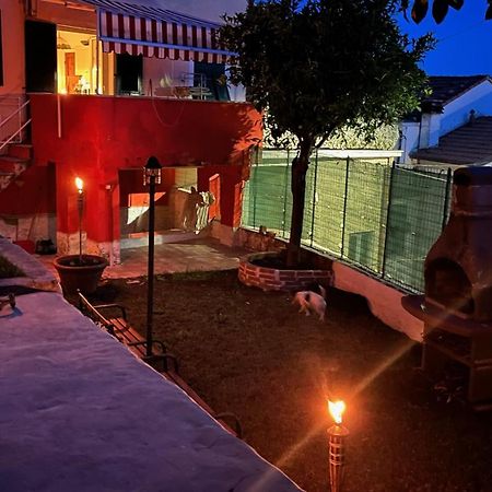 Willa Red House Tivegna Zewnętrze zdjęcie