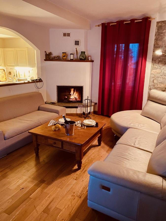 Willa Red House Tivegna Zewnętrze zdjęcie