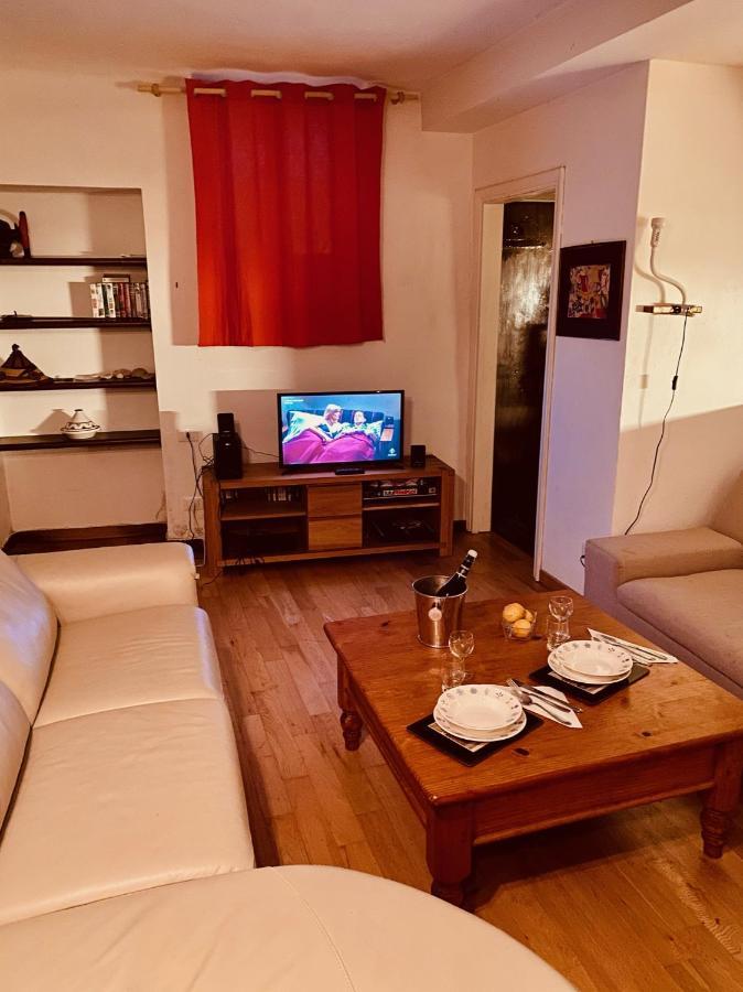 Willa Red House Tivegna Zewnętrze zdjęcie