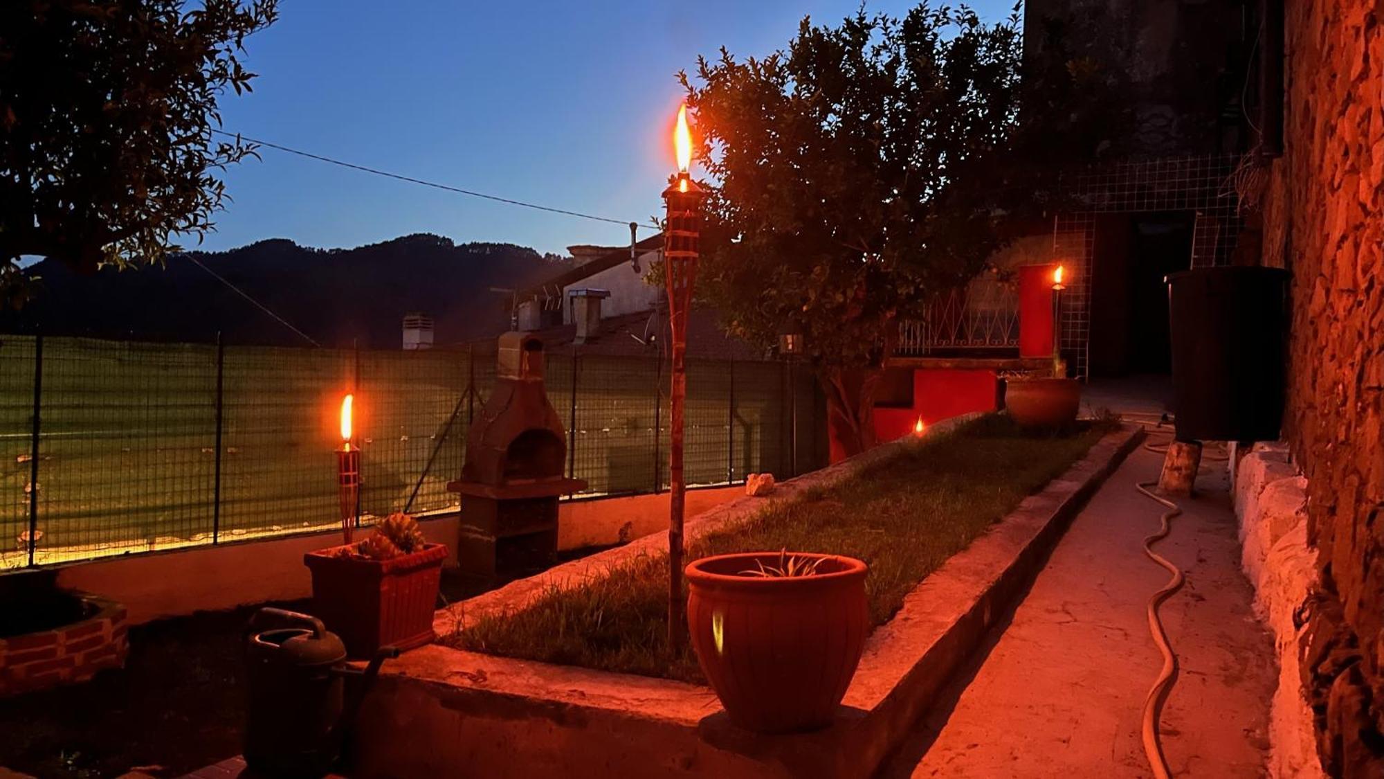 Willa Red House Tivegna Zewnętrze zdjęcie